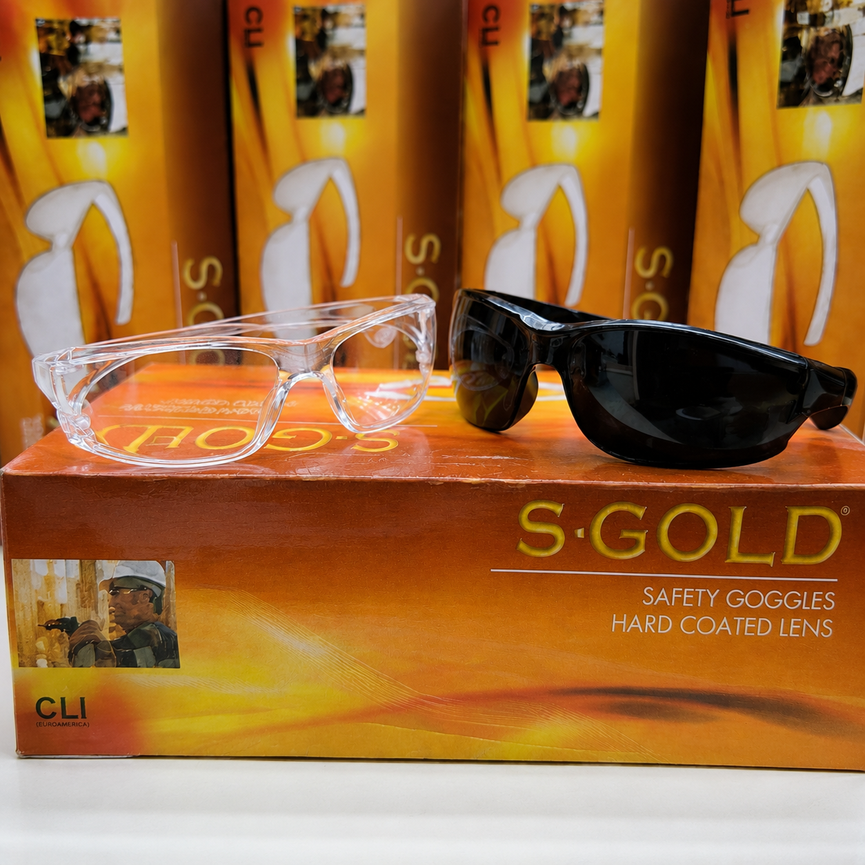 SAFETY GOGGLE S-GOLD CLEAR