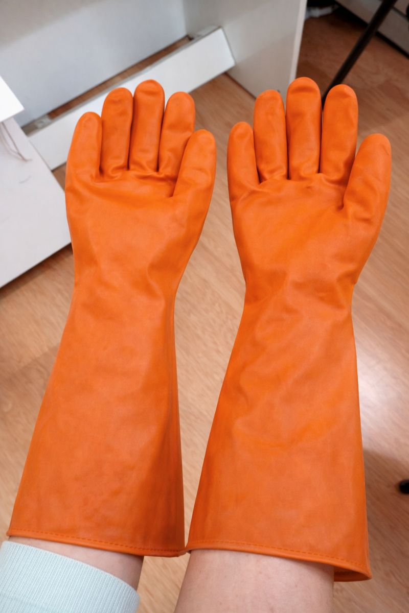Industrial Rubber Hand Gloves 18 inch