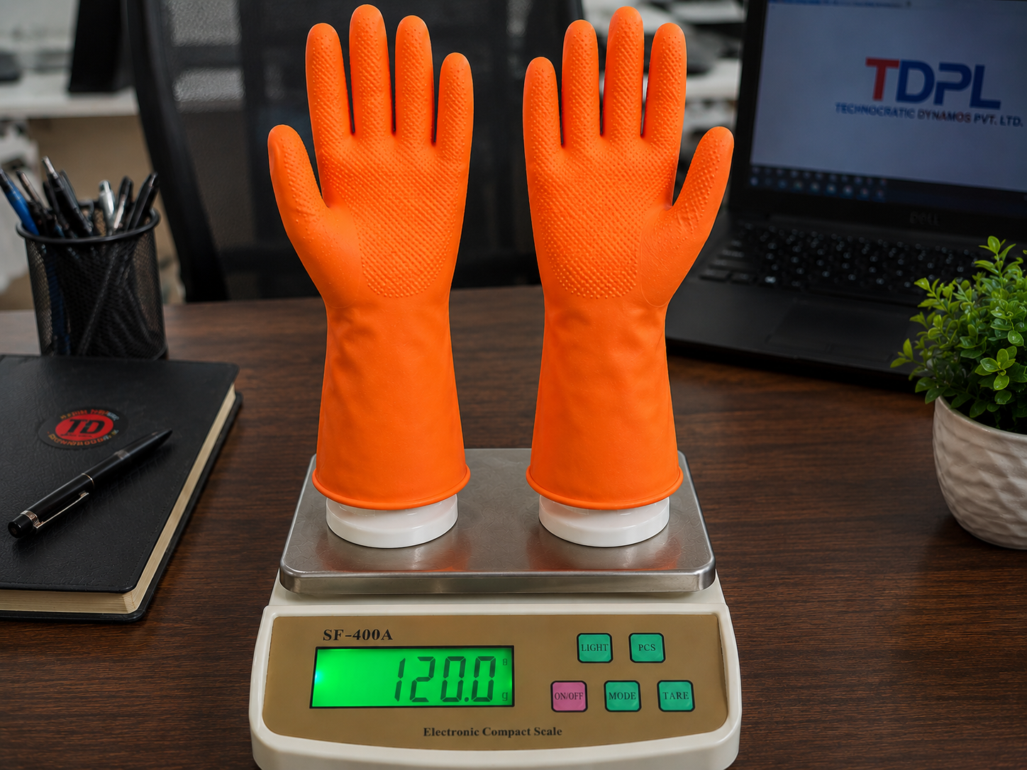 TDPL Industrial Ruber Hand  Gloves 100 to 110 gm